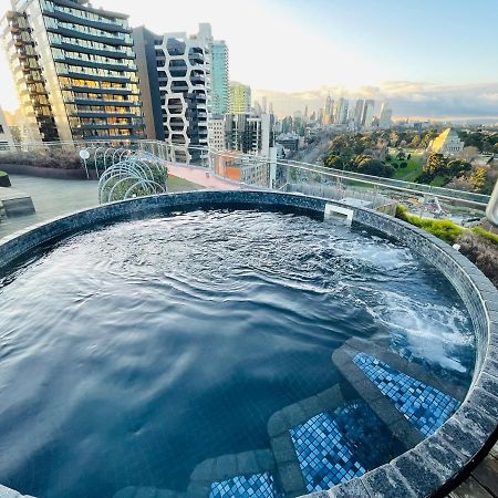 Cozy 1 Bed Apt & Spa,Free Parking ,Phenomena Views Ville de Ville de Melbourne Extérieur photo