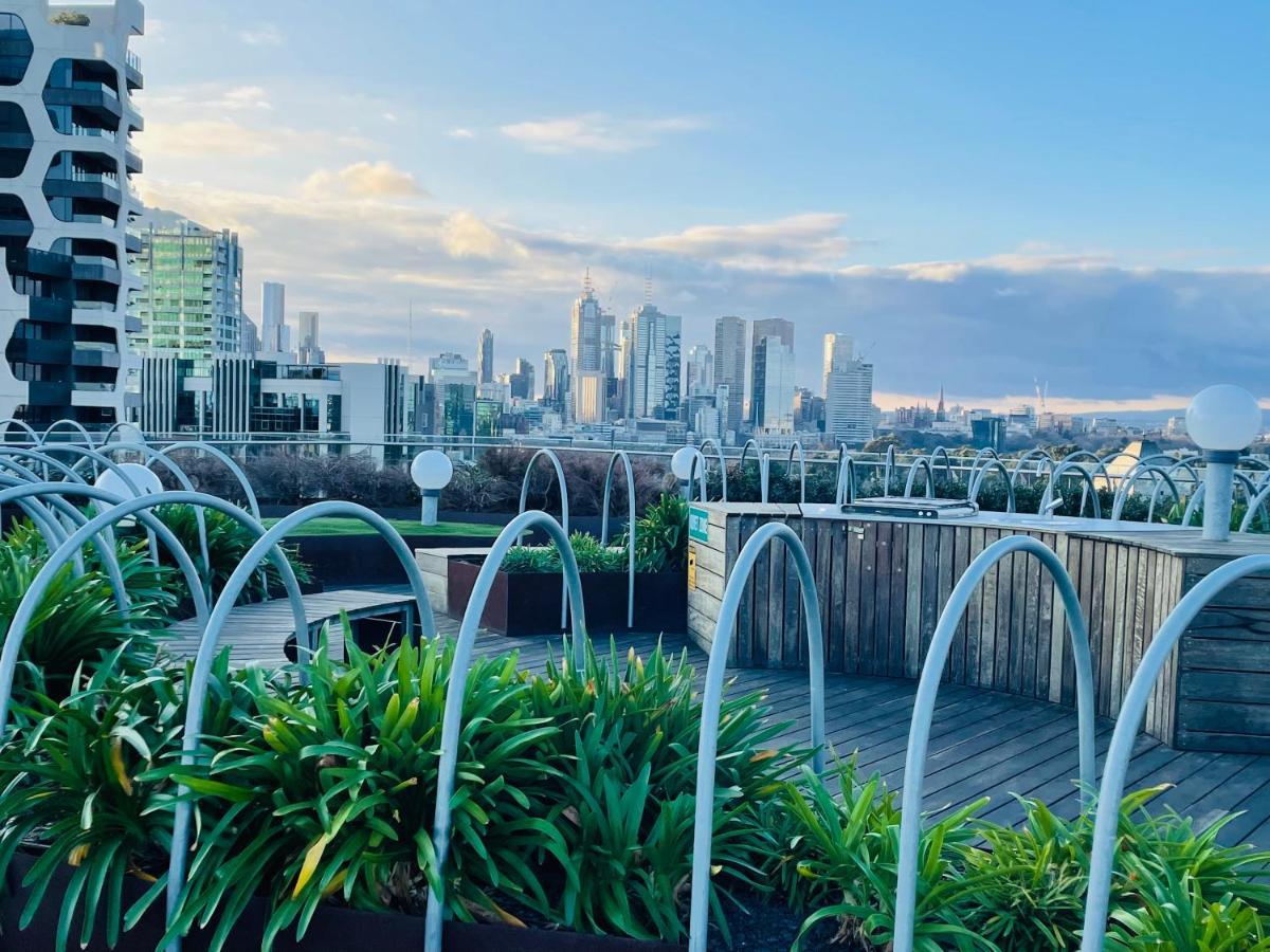 Cozy 1 Bed Apt & Spa,Free Parking ,Phenomena Views Ville de Ville de Melbourne Extérieur photo