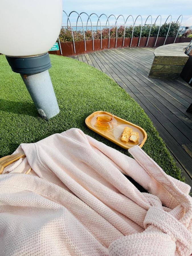 Cozy 1 Bed Apt & Spa,Free Parking ,Phenomena Views Ville de Ville de Melbourne Extérieur photo